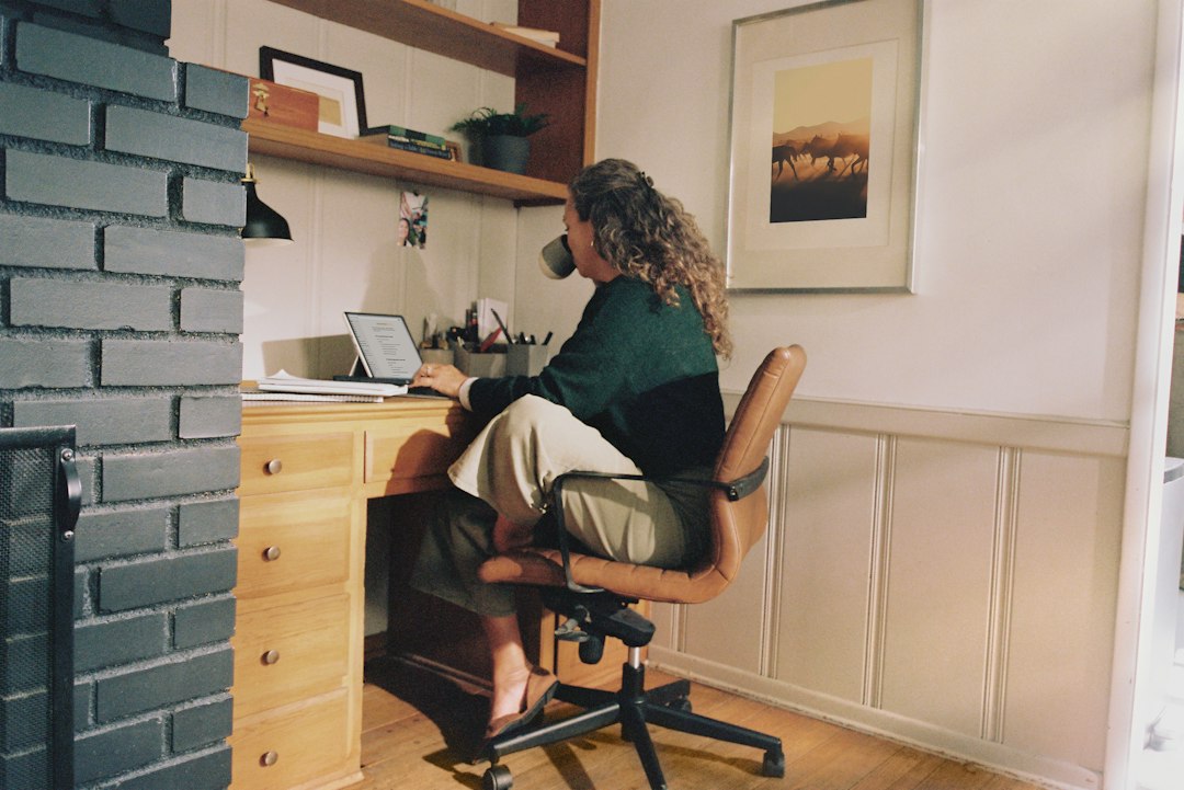 Du salariat à la micro-entreprise : sécuriser les premiers mois